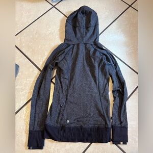 Lululemon hoodie pullover